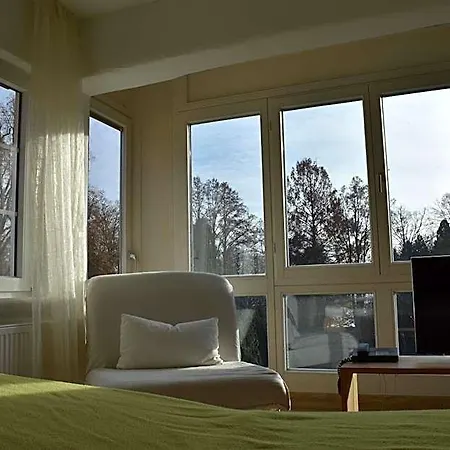 Lindenallee 3*